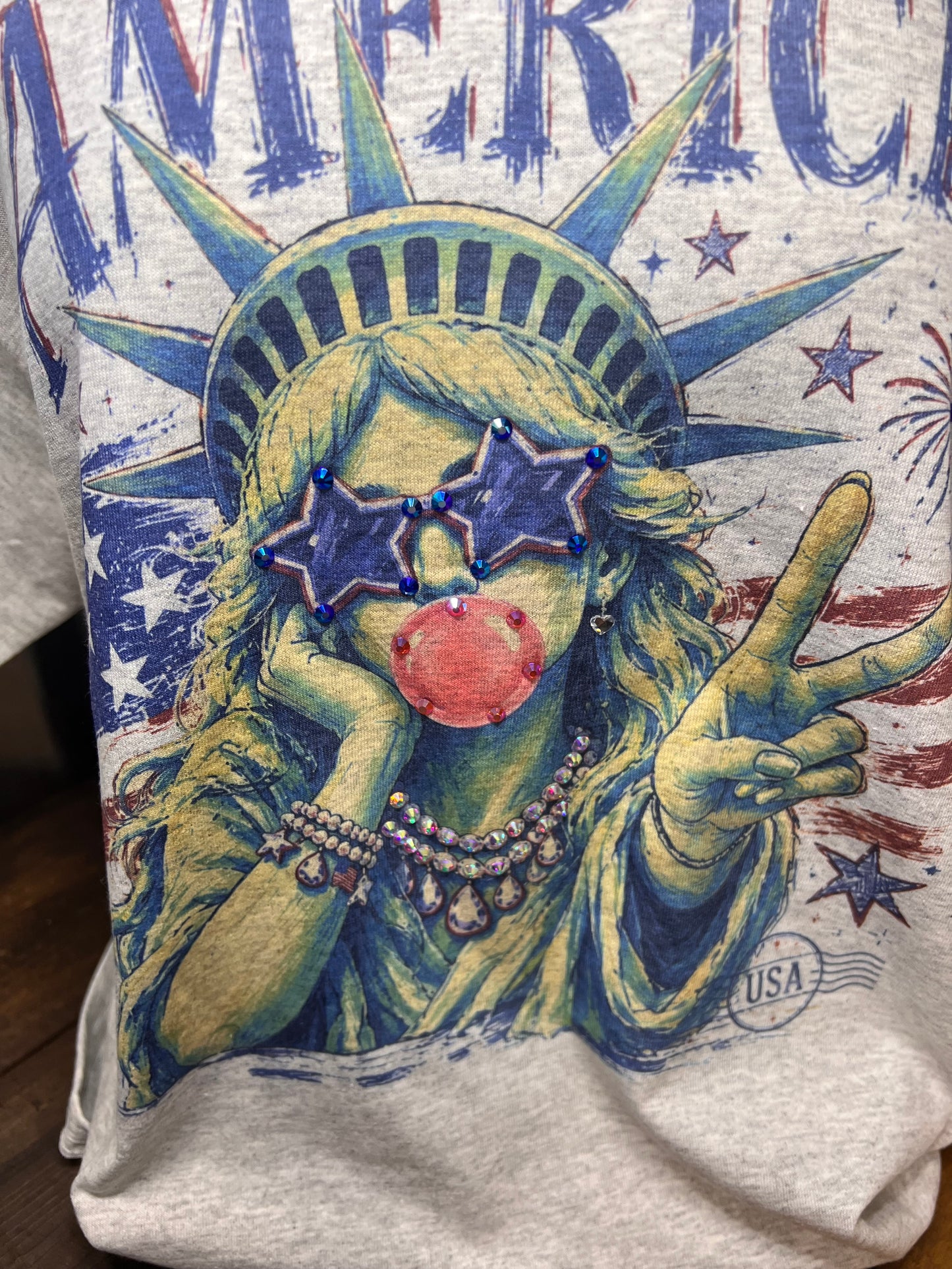 Patriotic Statue of Liberty Graphic Tee | Rhinestone America Shirt | Fourth of July Sparkle Top | USA Peace Sign T-Shirt | Vintage Americana