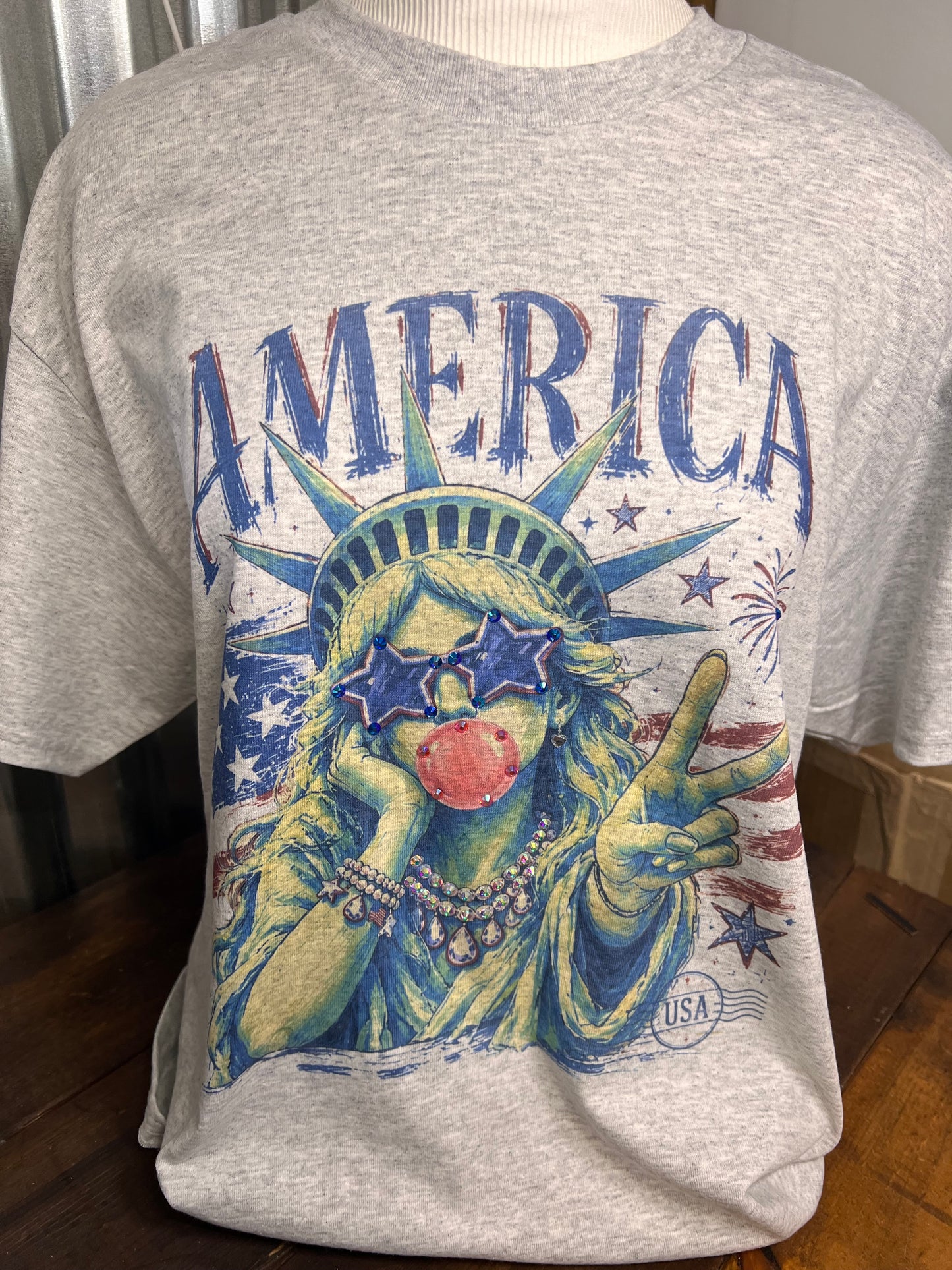 Patriotic Statue of Liberty Graphic Tee | Rhinestone America Shirt | Fourth of July Sparkle Top | USA Peace Sign T-Shirt | Vintage Americana