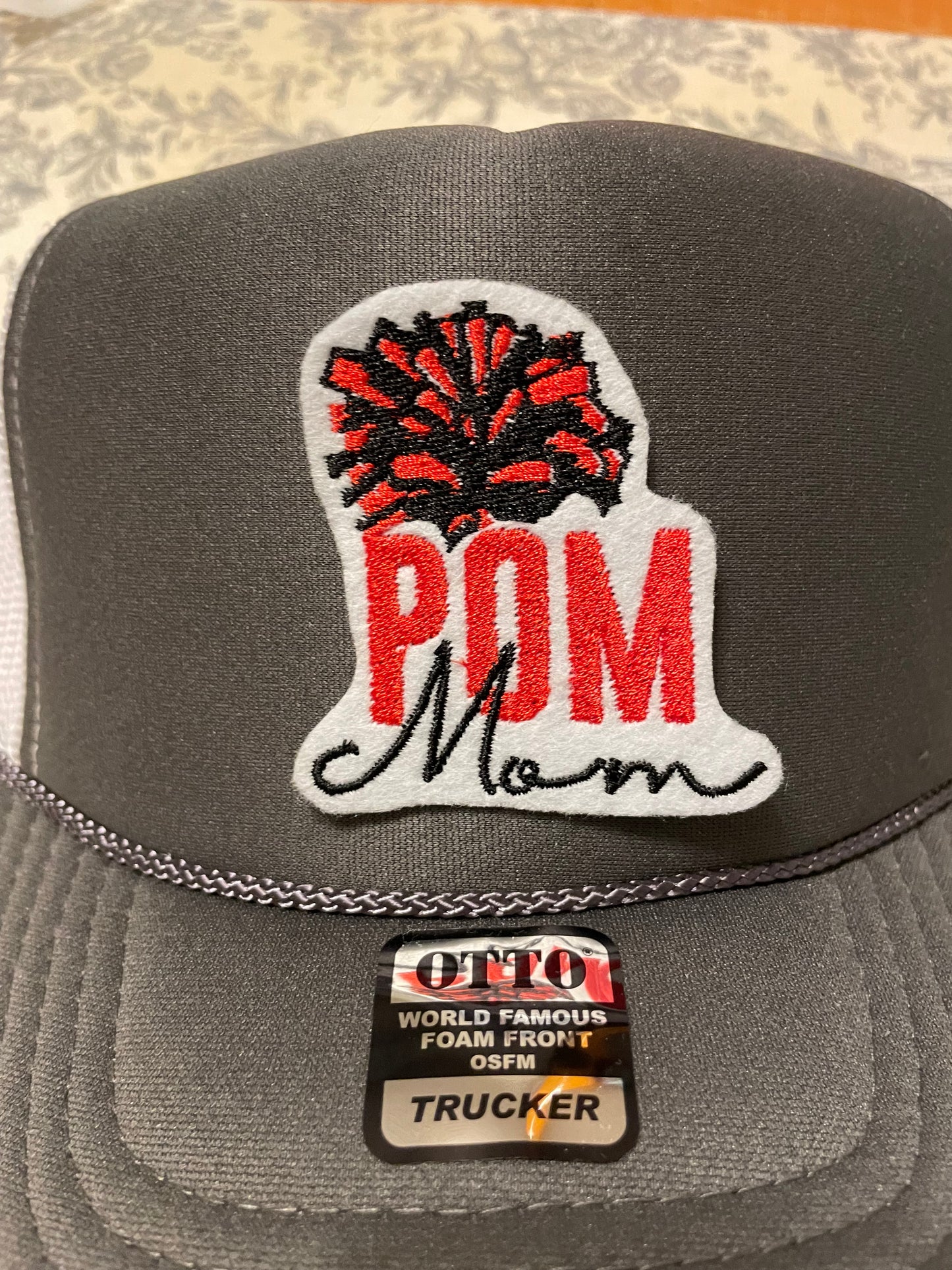 Pom mom with Pom iron on patch *** 7-10 TAT ***