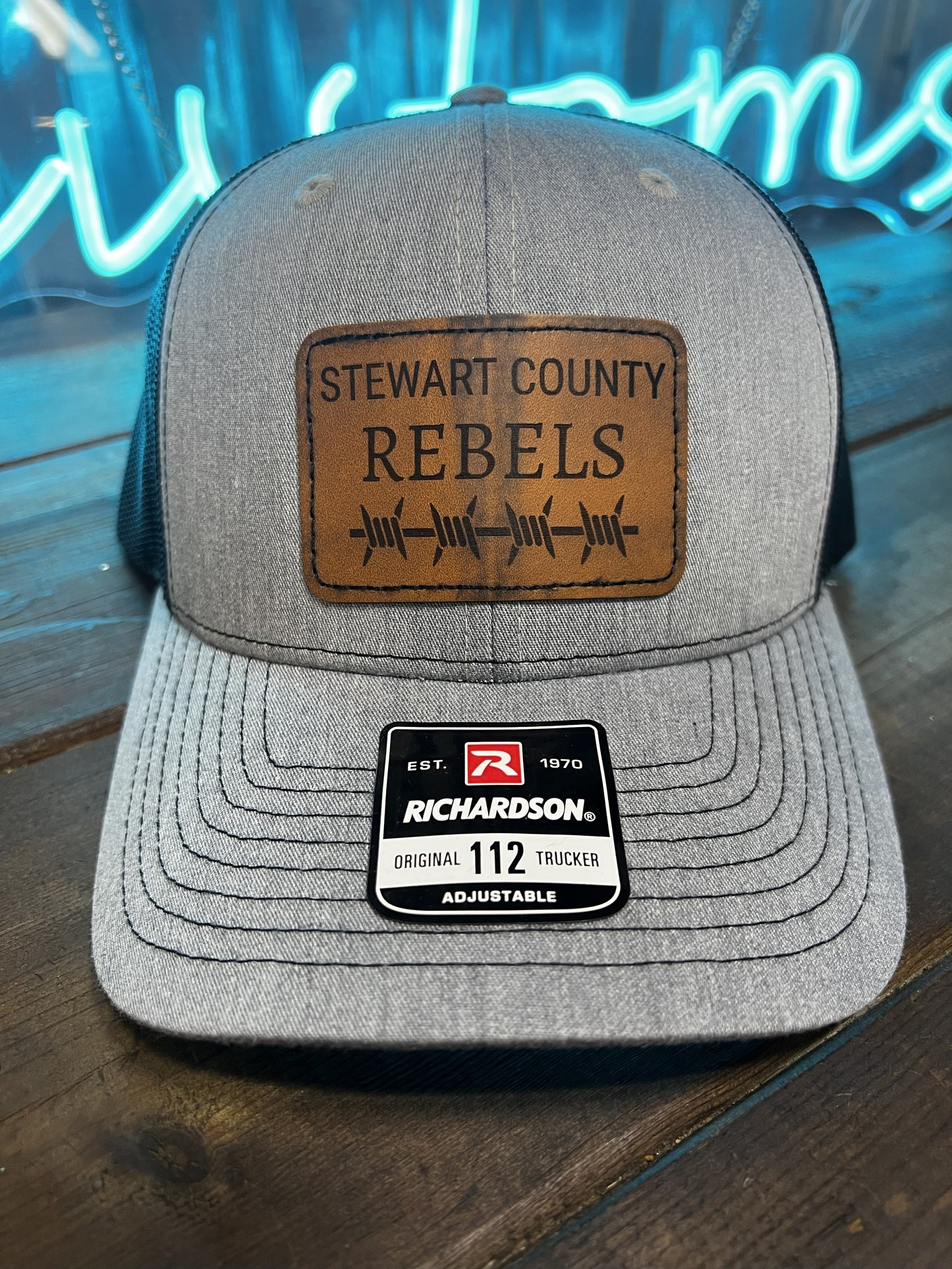 Rebels hat